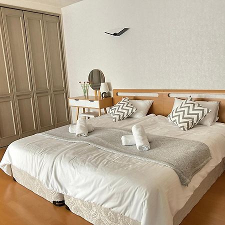 Roomy 4Br Home Sleeps 9／Shinosaka／Large Groups Bagian luar foto