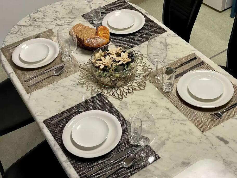 Roomy 4Br Home Sleeps 9／Shinosaka／Large Groups Bagian luar foto